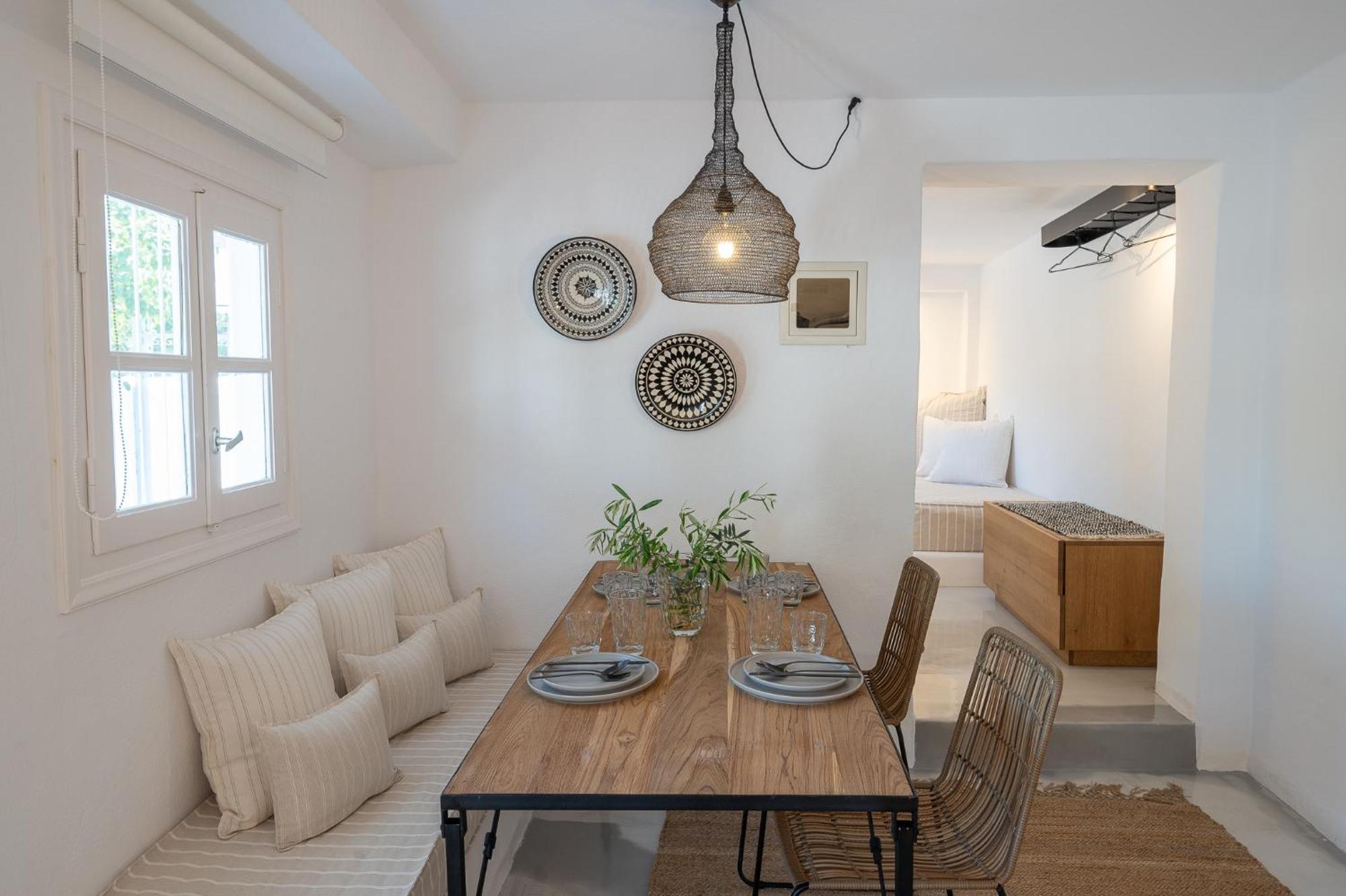 Pouletis Family Apartments - Akroyali Seaview Getaways Kalamáta Eksteriør bilde